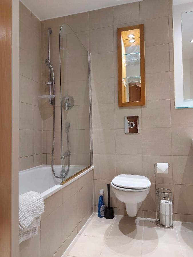 City 2 Bed, 2 Bath, Free Parking & Wifi 셰필드 외부 사진