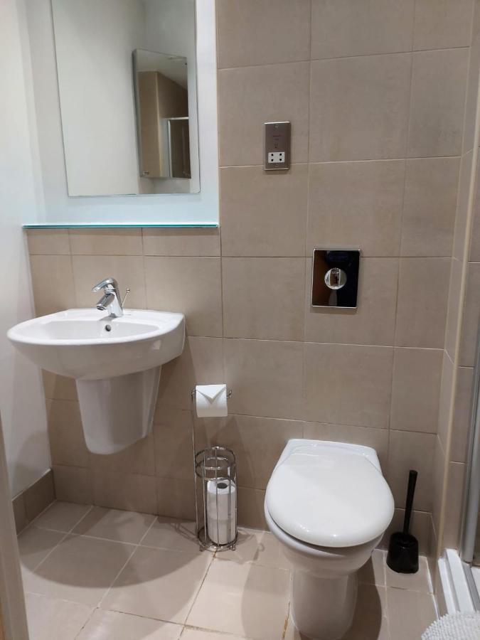 City 2 Bed, 2 Bath, Free Parking & Wifi 셰필드 외부 사진